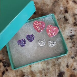 Sparkling Heart Stud Earrings Set